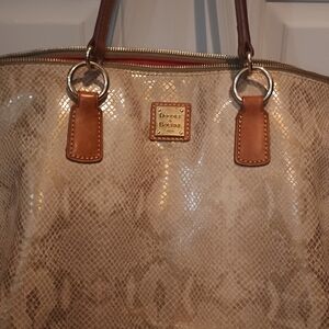 Dooney & Bourke purse